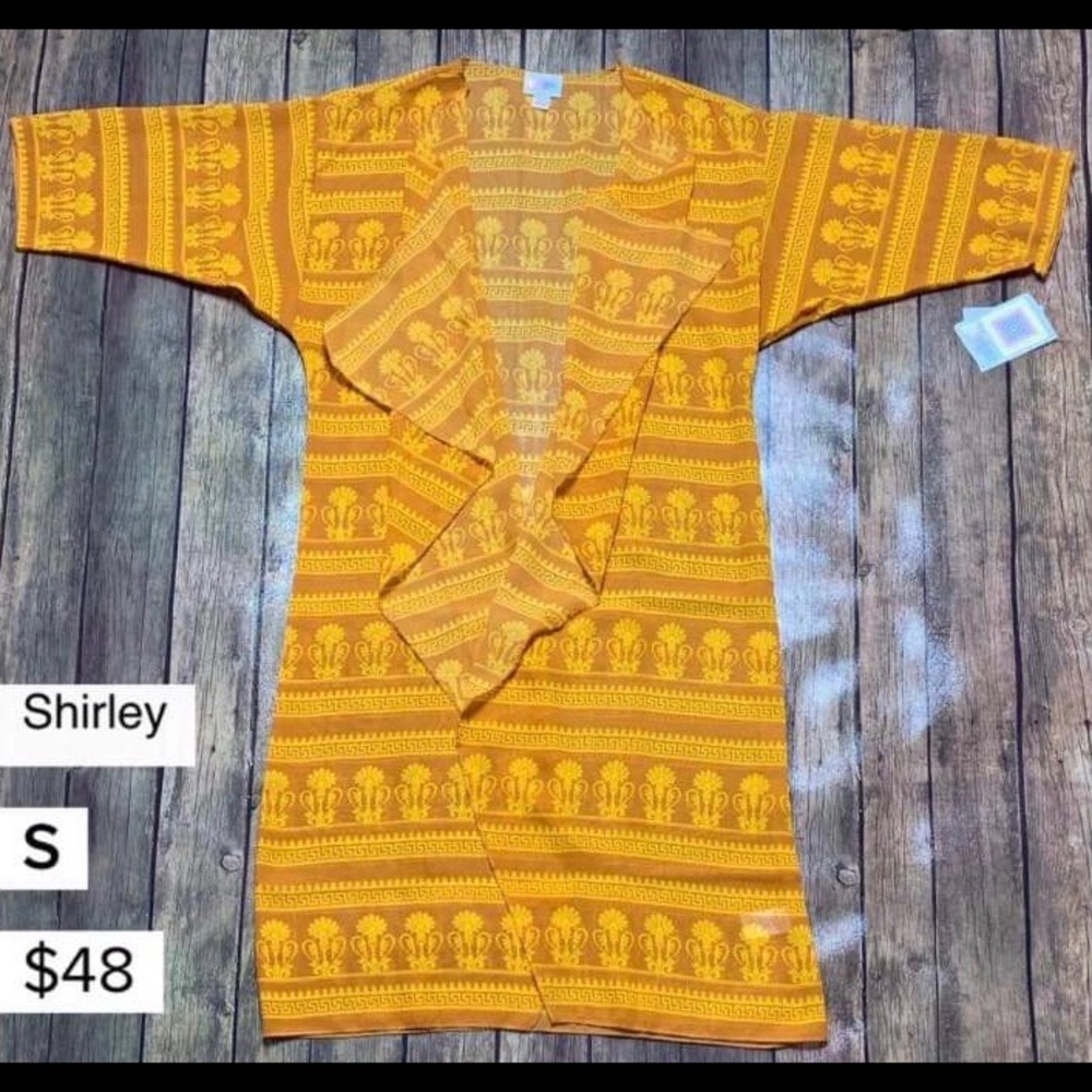 Small Shirley coverup